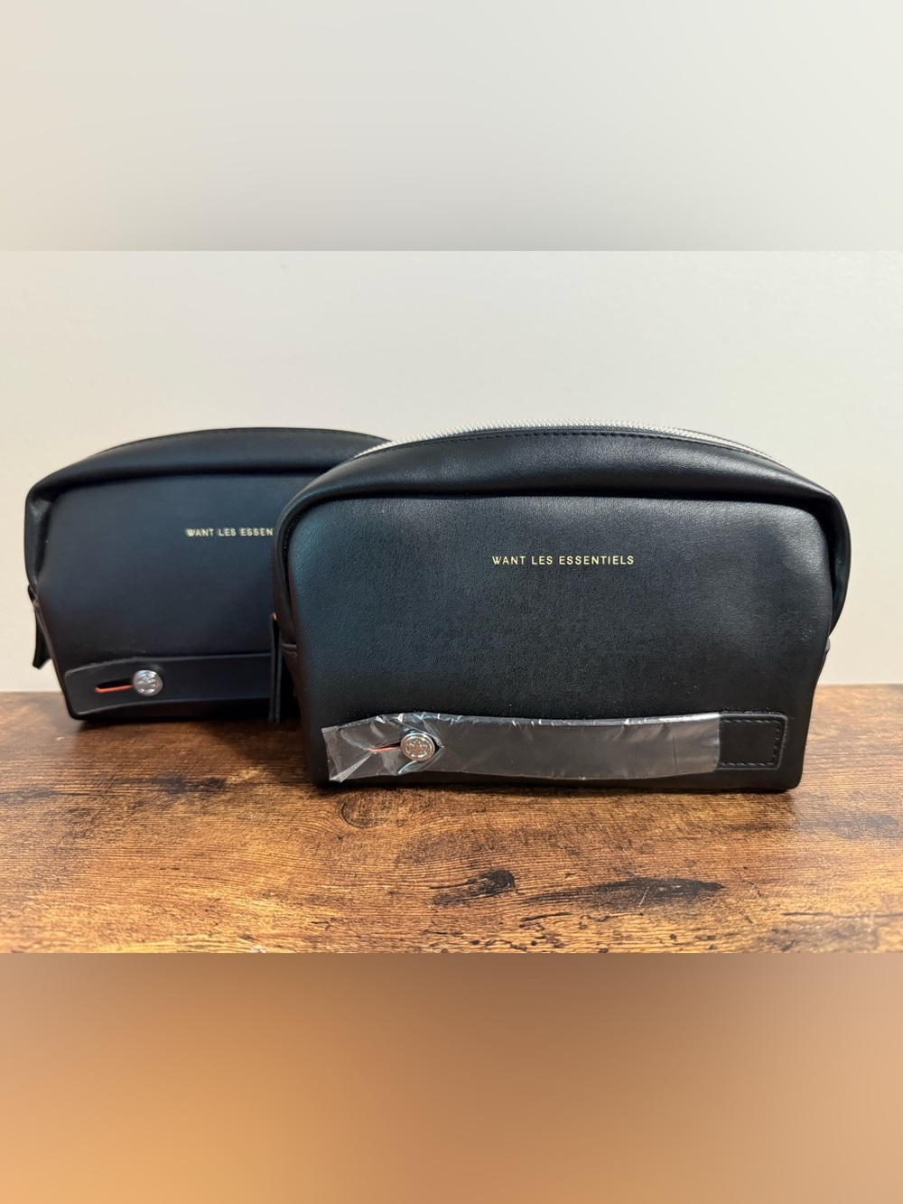 WANT Les Essentiels Black Leather Toiletry Pouch Set of 2 - Picture 2 of 4